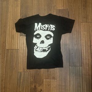 misfits graphic tee